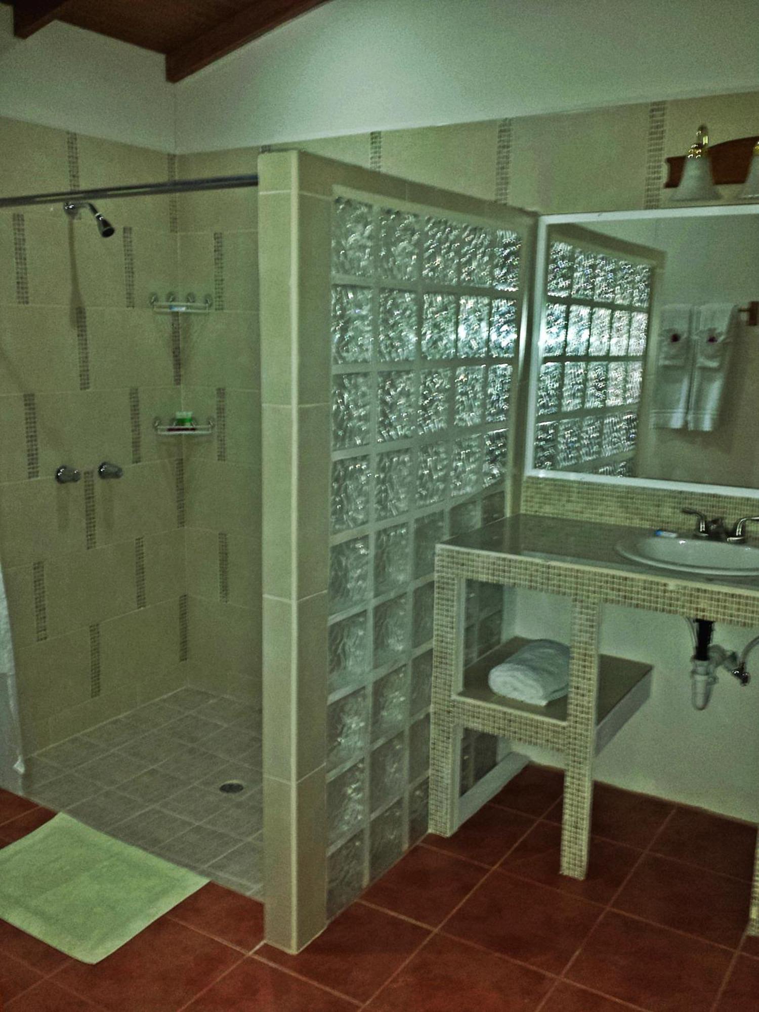 The Log Cab-Inn San Ignacio Room photo