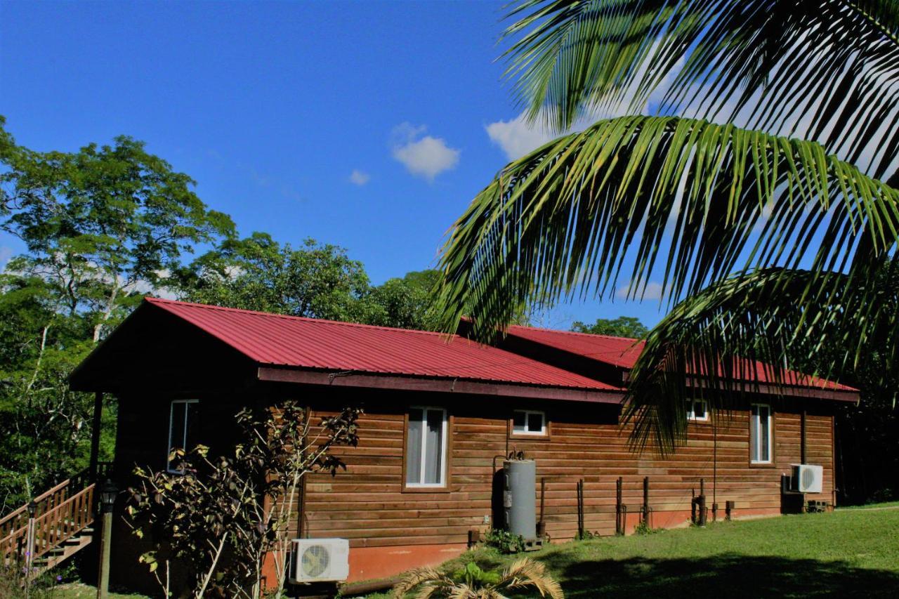 The Log Cab-Inn San Ignacio Exterior photo